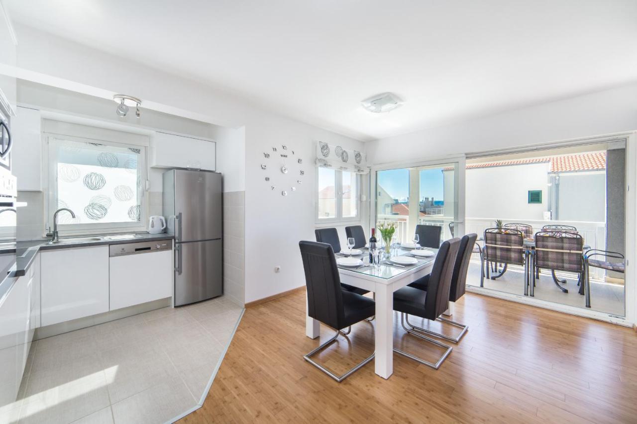 Luxury Xxl Apartment มาคาร์สกา ภายนอก รูปภาพ