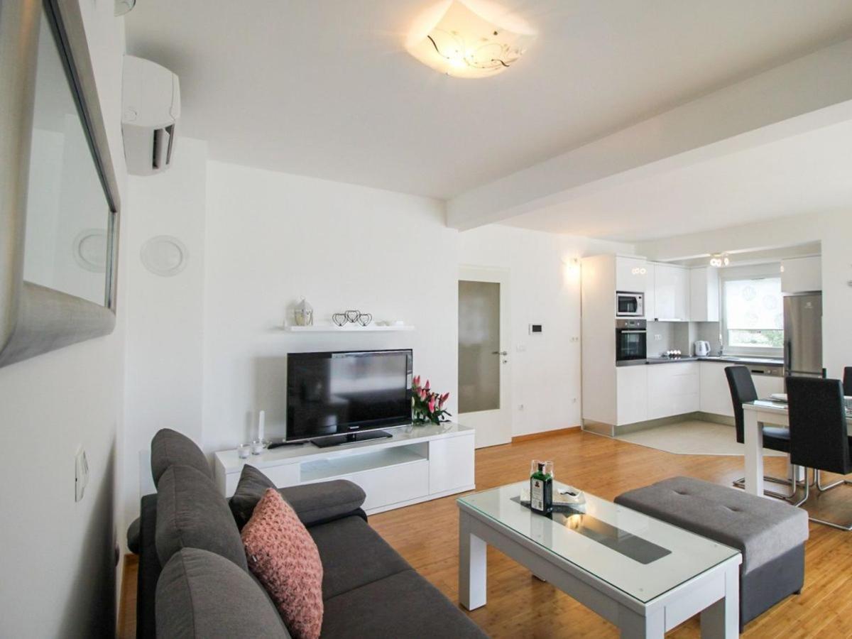 Luxury Xxl Apartment มาคาร์สกา ภายนอก รูปภาพ
